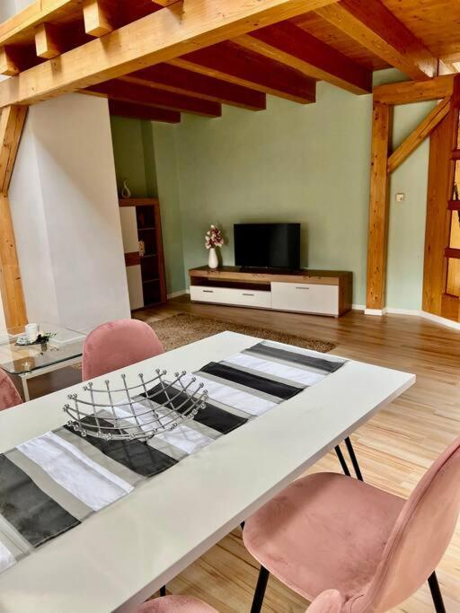 Wanderurlaub Mit Und Ohne Hund! Appartement Harra Buitenkant foto